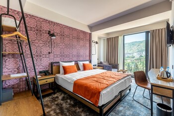 Biography Tbilisi